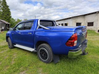 Toyota Hilux Legend 2.4 110кВ