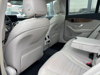 Mercedes-Benz C 200 LUXURY 2.0 135kW