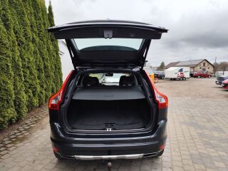 Volvo XC60 MOMENTUM 2.0 R4 D4 133kW