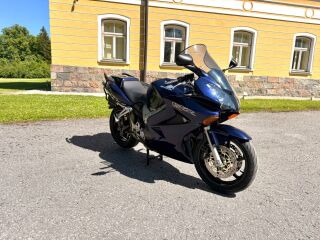 Honda VFR 800 V4 80kW