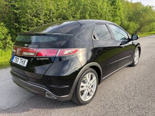 Honda Civic 1.8 i-VTEC 103kW