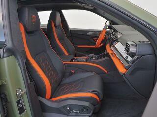 Lamborghini Urus 4.0 588кВ