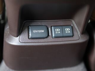 Lexus ES 300h 2.5 131kW
