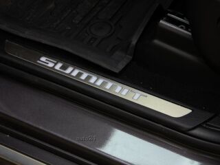 Jeep Grand Cherokee Summit 3.0 V6 184kW