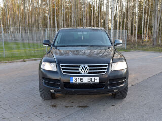 Volkswagen Touareg 4x4 2.5 128кВ