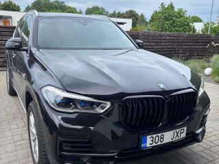 BMW X5 3.0 210kW