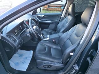Volvo XC60 Summum FuIl Options Savile Grey 2.0 D4 133kW