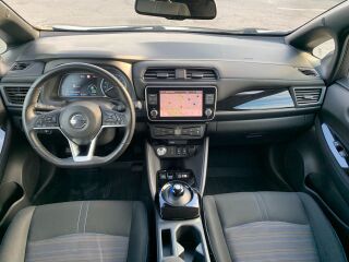 Nissan LEAF N-Connecta 90kW