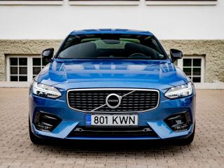 Volvo S90 D5 R-Design 2.0 173kW