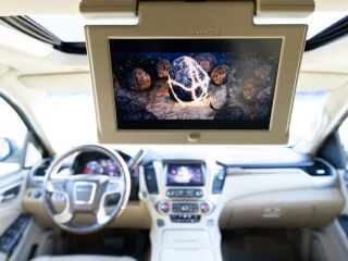 GMC Yukon DENALI 6.2 V8 313kW