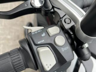 QJ Motor SRT 600 SX kohvritega 41kW