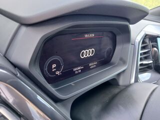 Audi Q4 e-tron S-LINE 4WD 50 EDITION ONE GREY 220kW