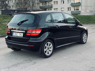 Mercedes-Benz B 180 Elegance 2.0 R4 CDi 80kW