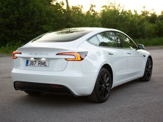 Tesla Model 3 208кВ