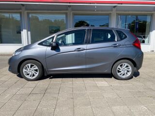 Honda Jazz 1.3 75кВ