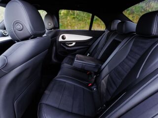 Mercedes-Benz E 220 4 Matic AMG-Line 2.0 147kW