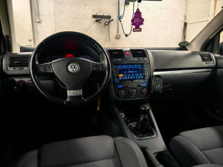 Volkswagen Golf GT Sport 2.0 TDI 103kW