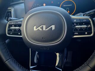 Kia Sorento AWD TX 7k 2.2 142kW
