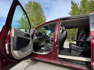 Chrysler Pacifica Touring L 3.6 214kW