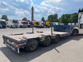 Broshuis JUMBO+EXTENDABLE+STEERING AXLE