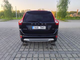 Volvo XC60 R-Design 2.4 129kW