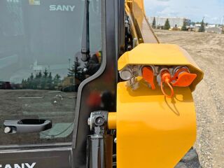 Sany SANY SS270V + pöördhari + tõstehargid + laadurkopp 53kW