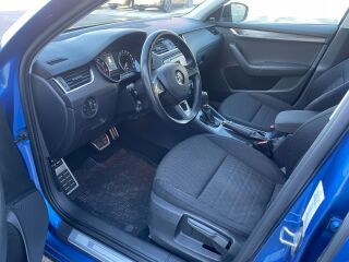Skoda Octavia Scout 4WD 1.8 132kW