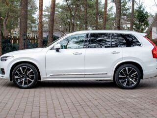 Volvo XC90 Inscription Intelli PRO Xenium Wntr Fullopt 2.0 B5 AWD KERS MHEV Kerghübriid 183kW