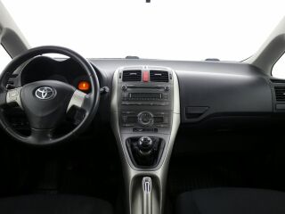 Toyota Auris Linea Sol 2.0 D-CAT 93kW
