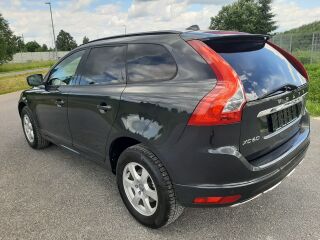 Volvo XC60 D4 AWD 2.4 120кВ