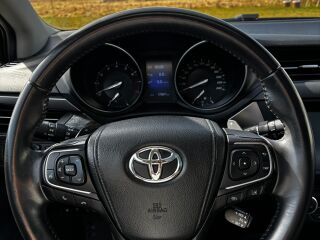 Toyota Avensis Premium 1.8 108kW
