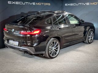 BMW X4 xDrive 30d M-Sportpakett 3.0 d 195kW
