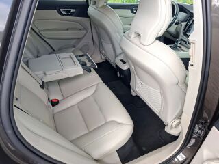 Volvo XC60 Inscription 2.0 140кВ