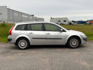 Renault Megane 1.6 82кВ