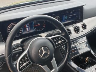 Mercedes-Benz E 220 2.0 120kW