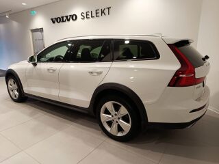 Volvo V60 Cross Country AWD B4 KERS 2.0 145kW