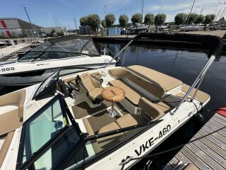 Sea Ray 190 SPX 4.5 Mercury 4,5MPI 250hj 186кВ