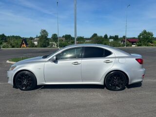 Lexus IS 250 2.5 153kW