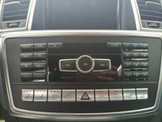 Mercedes-Benz ML 350 AMG 3.0 190kW