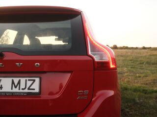 Volvo XC60 R-design 2.4 D3 120kW