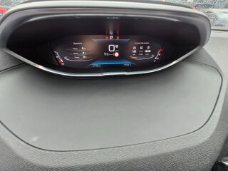 Peugeot 5008 GT 1.2 96kW