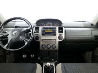 Nissan X-Trail Comfort Facelift 4x4 2.5 121kW