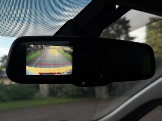Toyota Auris Facelift Hybrid 1.8 73кВ