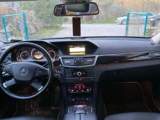 Mercedes-Benz E 350 3.0 V6 195kW