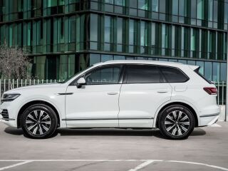 Volkswagen Touareg Atmosphere 4Motion Plug-In Hybrid 3.0 V6 TFSI PHEV 280kW 250kW