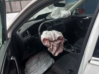Volkswagen Tiguan 2.0 140кВ