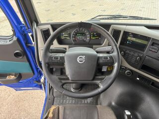 Volvo FM 330 4x2 250kW