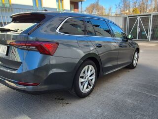 Skoda Octavia COMBY STYLE 2.0 TDI 110кВ