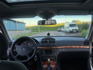 Mercedes-Benz E 220 2.1 110kW