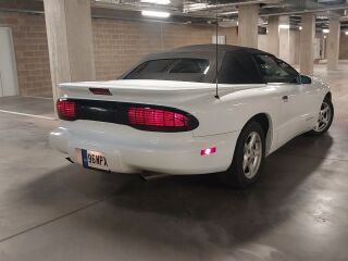 Pontiac Firebird 5.7 V8 210kW